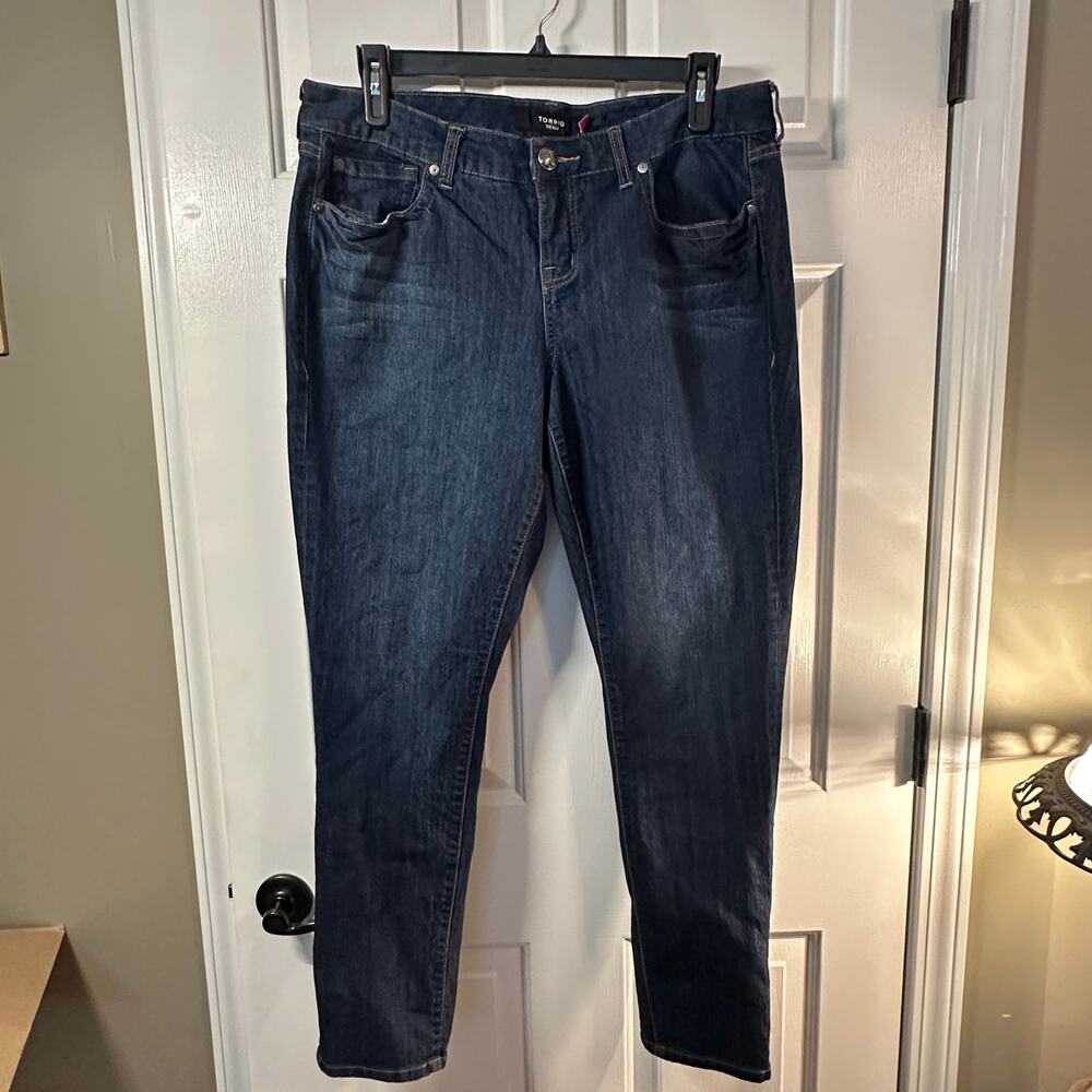 Torrid Straight Leg Stretch Jean Women’s Size 18S. Dark Blue. 2013.